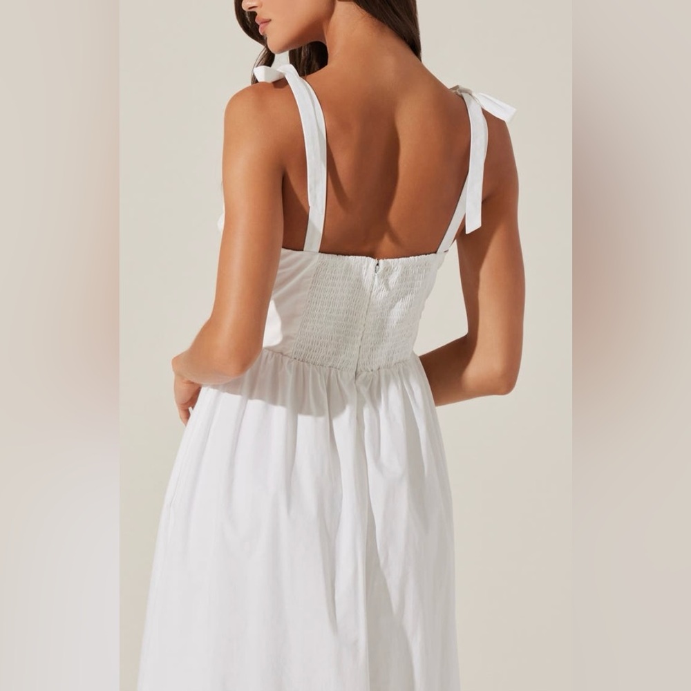 ASTR the Label Helia Sleeveless A-Line Dress White New - Picture 4 of 9